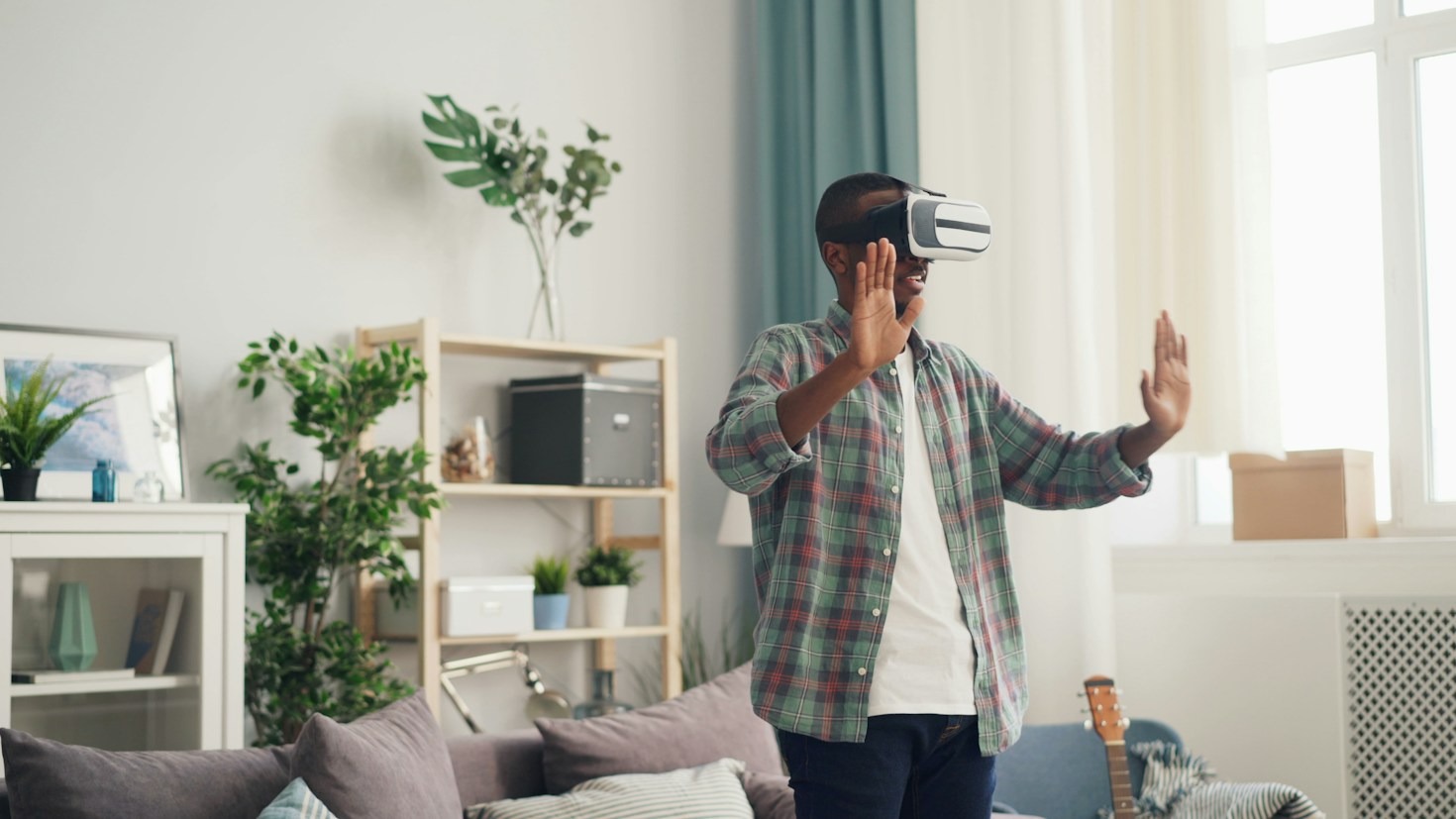 Come la Realtà Virtuale Sta Rivoluzionando il Lavoro Moderno